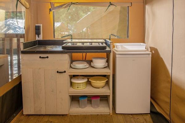 Camping Chateau De Galaure Chateauneuf-de-Galaure 客房 照片